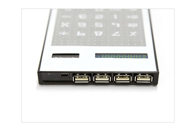 USBポートを4ポート付属したソーラー電卓、直販価格1200円 画像