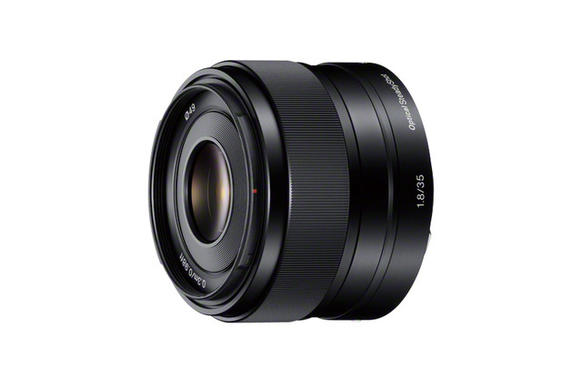 明るいボケ味を楽しめる！ ソニーストア、ミラーレス一眼「NEX」対応単焦点レンズを先行予約販売 画像