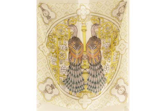 クジャクをテキスタイルに落とし込んだスワッシュ・ロンドンの限定シルクスカーフが発売 画像