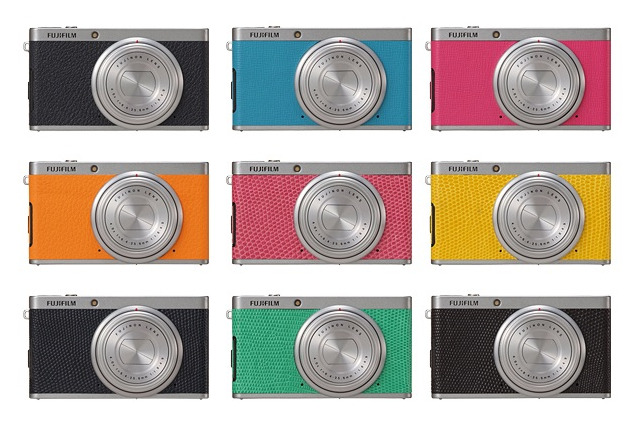 富士フイルム、「バーニーズ ニューヨーク」とのコラボデジカメを限定販売 画像