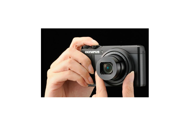 新機能「フォトストーリー」で写真表現が広がるオリンパスのデジカメ「XZ-10」 画像