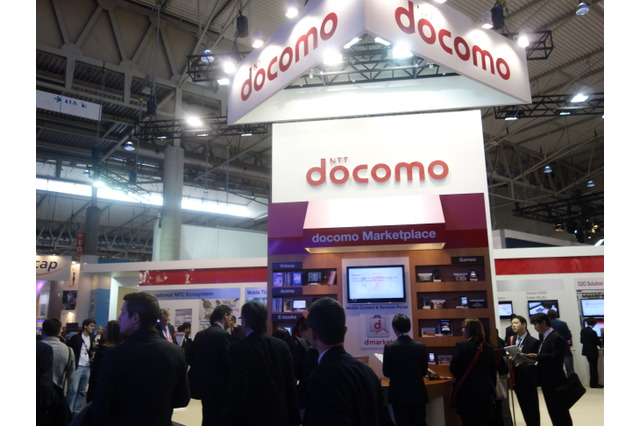 【MWC 2013 Vol.46】新OS「Tizen」はハイエンド機で投入?……ドコモ、Orange担当者に聞く 画像