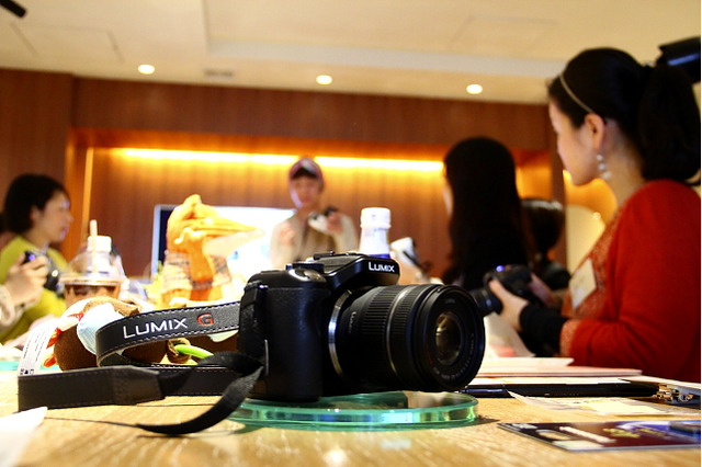 「ちょっと苦手」を「欲しい」に変える……ママ写真部でLUMIX G5の講習会 画像