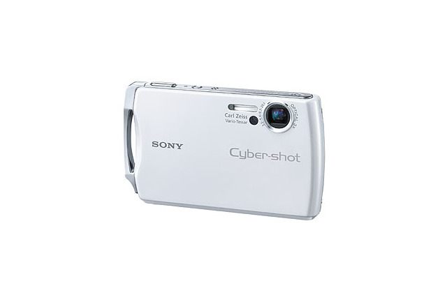 ソニー、有効510万画素CCDと2.5インチ液晶搭載の小型デジカメ「サイバーショット」など5機種 画像