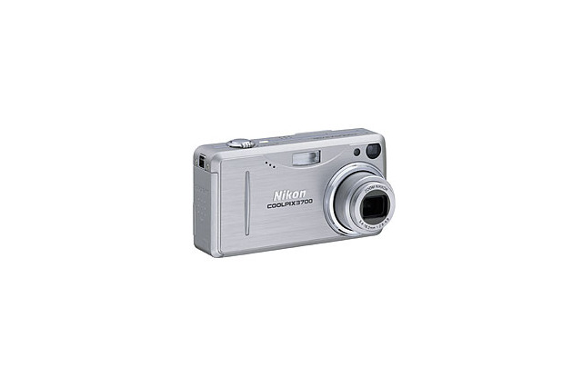 ニコン、320万画素デジカメ「COOLPIX3700」のファームウェアVer.1.2を公開 画像