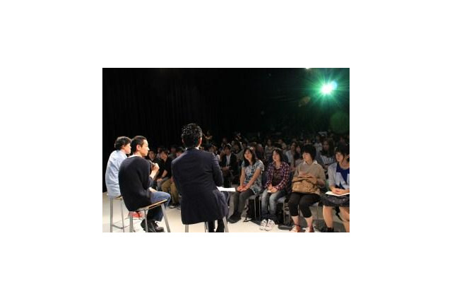 「はじまりのみち」原恵一と加瀬亮　専門学校生に作品について語る 画像