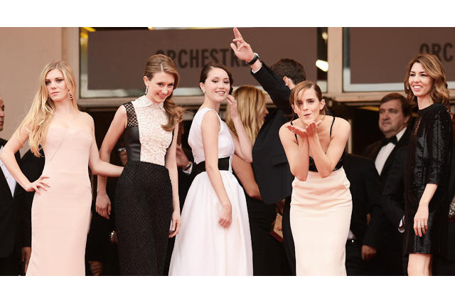 【カンヌ映画祭 第66回】エマ・ワトソンが初登場！　大歓声に投げキッス 画像