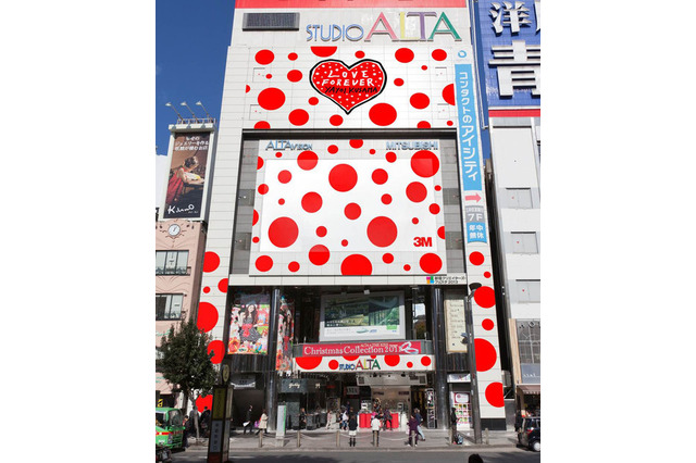 草間彌生が新宿アルタをジャック！新宿クリエーターズ・フェスタが23日より開催 画像