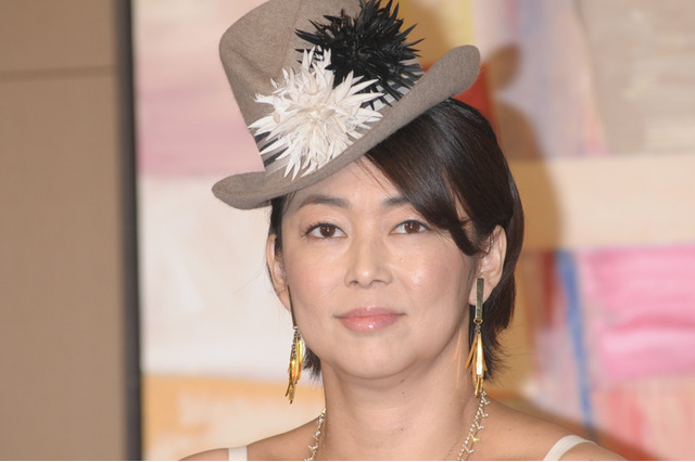 中島知子、髪をばっさり！今後は演技中心で……映画「ハダカの美奈子」記者会見 画像