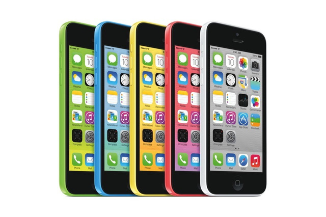 アップル、5色カラバリの廉価版モデル「iPhone 5c」を発表……99ドルから! 画像