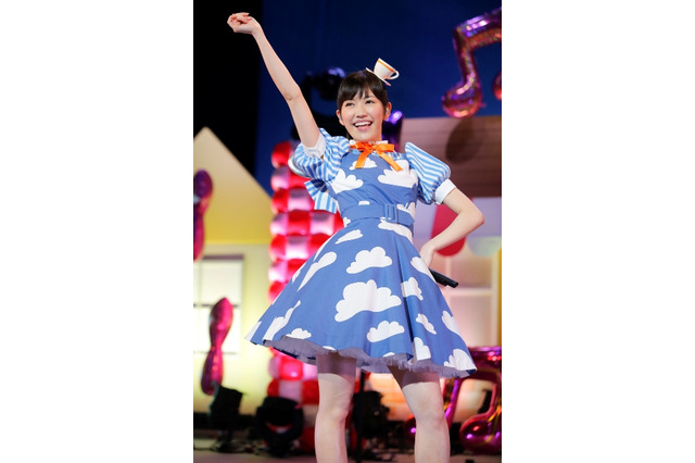 まゆゆ、台風に負けず Mayu’sレストラン を開店?! 画像