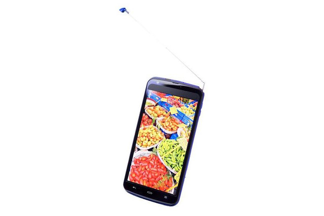 【CEATEC 2013 Vol.4】エフエム東京がスマートフォンを試作開発……V-Low放送に対応 画像
