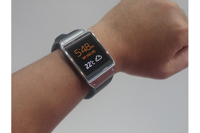 【CEATEC 2013 Vol.12:動画】スマートウォッチ「GALAXY Gear」が国内初公開 画像