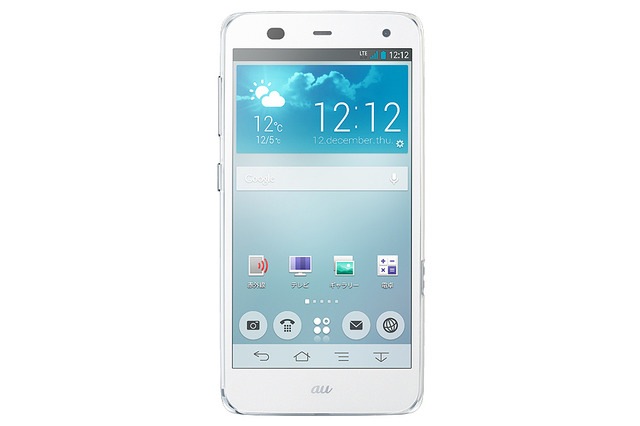 【au2013年冬モデル】約10分程度で1日分充電の高速充電対応「ARROWS Z FJL22」 画像