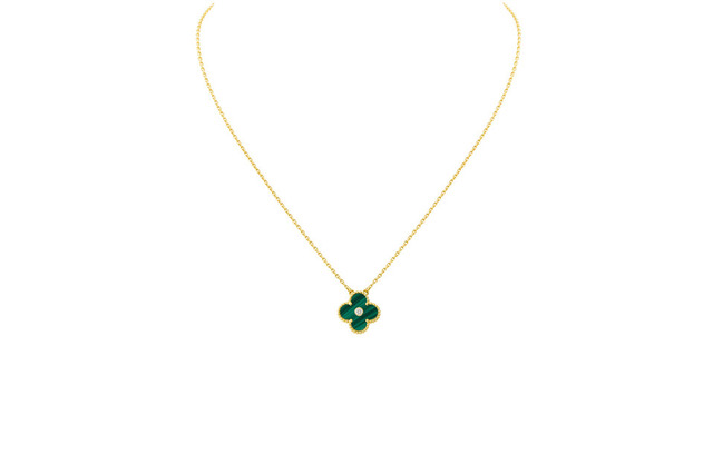 ヴァンクリーフ&アーペル、クリスマス限定アルハンブラ発売 画像