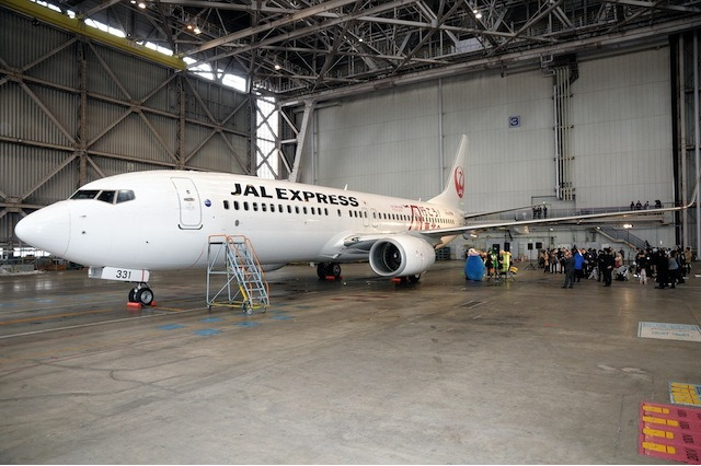 JAL「行こう! 東北へ特別塗装機」が就航…みんなの笑顔が飛ぶ 画像