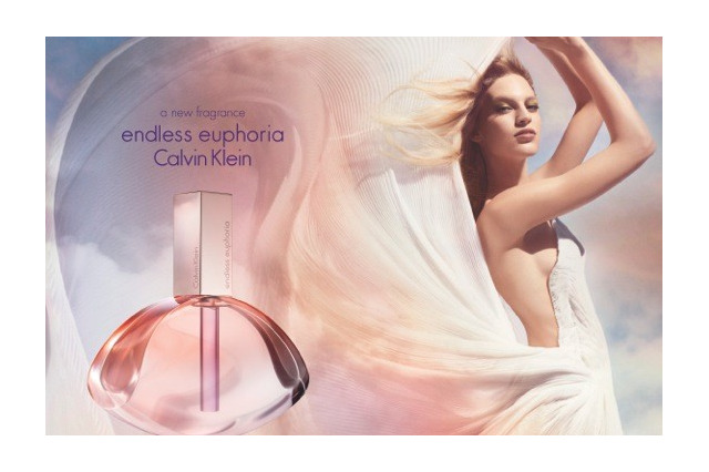 カルバン・クライン、新香水にヴァネッサ・アクセンテ起用 画像