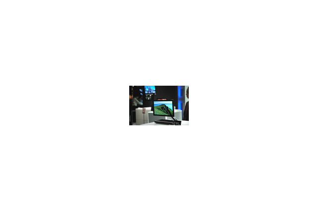 【CEATEC 2007 Vol.6】ソニーの有機ELテレビに人だかり!27V型も参考展示 画像