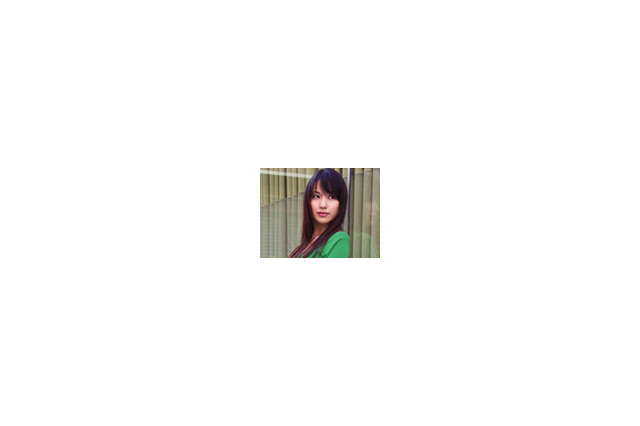 戸田恵梨香の大人の表情をたっぷりお届け!! 画像