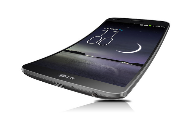 米AT&T、曲面ディスプレイの「LG G Flex」を発売 画像