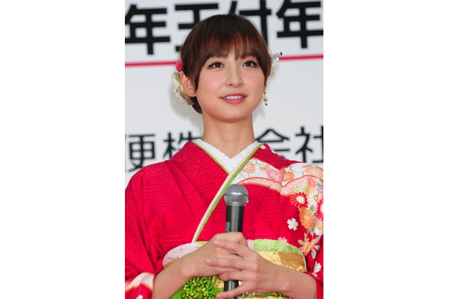 篠田麻里子が仰天告白!? 「私のツイッターは偽物。事務所にも内緒w」 画像