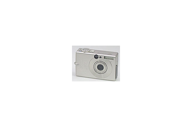 キヤノン、IXY DIGITAL 30aの外装カバーを無償交換へ 画像