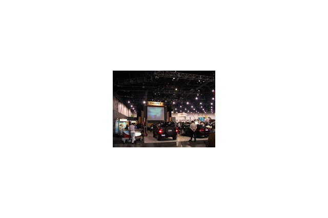 ［CES 2003速報（現地8日）］Delphiのストリーミング・カーシステム 画像