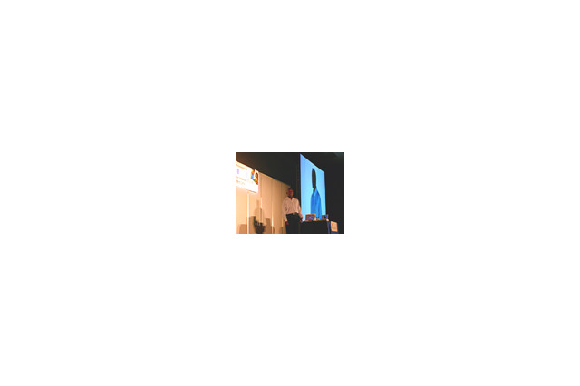 Windows Embedded CE6.0 R2リリース——マイクロソフトKevin Dallas氏が基調講演 画像