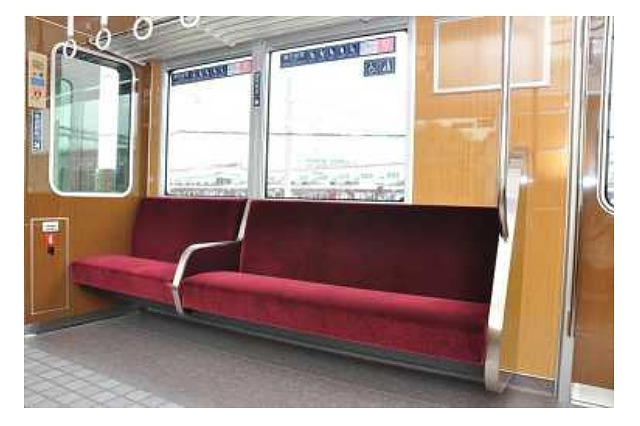 阪急電鉄、「携帯電話電源オフ車両」を廃止へ……マナー変更 画像