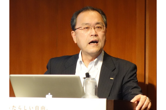 田中社長「分け合うよりゆるやかな家族」……KDDI、新料金プラン「カケホとデジラ」を発表 画像