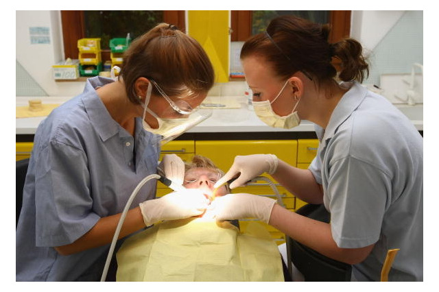 むし歯の原因はミュータンス菌! その正体や歯の再石灰化を知る 画像