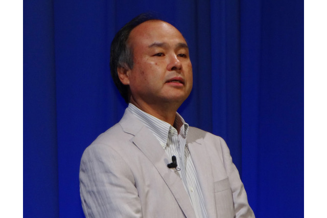 【SoftBank World 2014】「情報武装」と「ロボット」で日本を復活……孫社長 画像