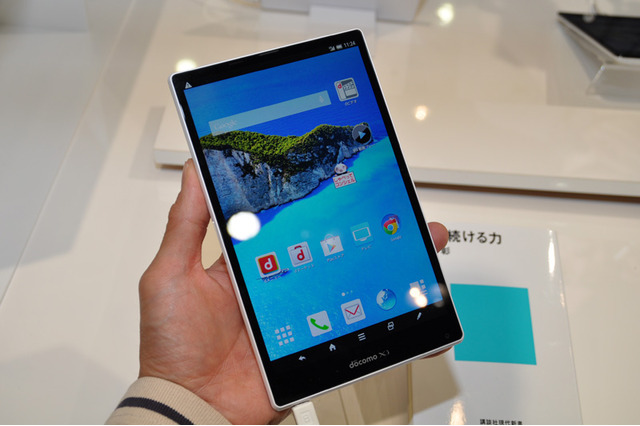 NTTドコモ、7型タブレット「AQUOS PAD SH-06F」を24日からVoLTE対応に 画像