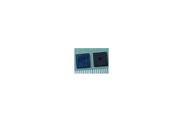 富士通、ドコモ3G携帯電話向け低消費電力 電源/オーディオワンチップLSI 画像