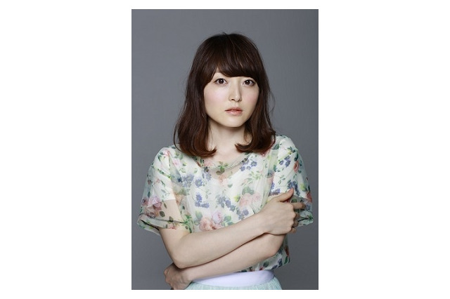 花澤香菜の最新シングル「ほほ笑みモード」PV配信 画像