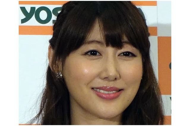 安めぐみ、初めての胎動に感動「お腹が分かりやすくポコポコ」 画像