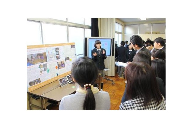千葉県立袖ヶ浦高等学校、ICT活用で課題改善!半年間の集大成発表 画像