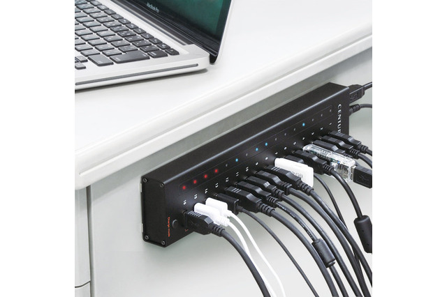 USB3.0に対応の16ポートUSBハブが登場! 画像