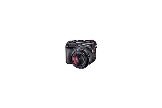 オリンパス、CAMEDIA C-8080 Wide Zoomの修正ファームウェア公開——AF動作異常とExif情報の誤りに対処 画像