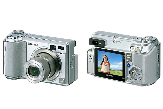 富士写、ホールド性を追求した「FinePix Eシリーズ」も発表 画像
