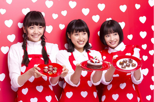 土屋太鳳・松井愛莉・広瀬すずが手づくりバレンタインスイーツに挑戦！ 画像