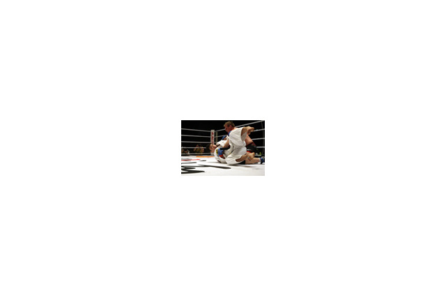 吉田、藤田、五味、三崎らが参加した総合イベント旗揚げ戦を 画像