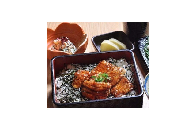 「うなぎ味のナマズ」近畿大学のスペシャルランチ 画像
