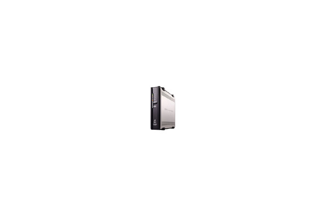 衝撃や傾きを検知してHDDヘッドを退避させる外付けHDD 画像