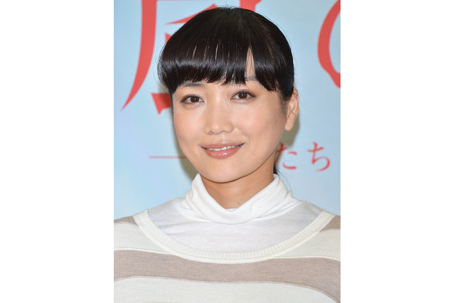 佐藤江梨子、出産後初の連ドラ主演で濃厚キス!「受け入れてます」 画像