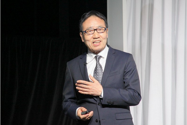 “スマートロボット元年”を掲げるソフトバンク、法人向けの「Pepper World 2016」を開催 画像