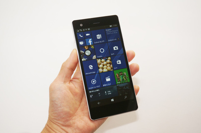 “新型VAIOスマホ”を速報レビュー!Xperiaとの比較は?Windows 10 Mobileで何が進化? 画像