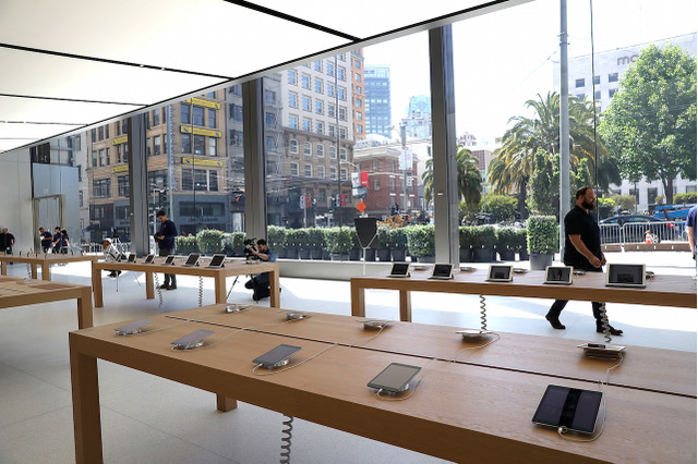 “新型”Apple Store、米サンフランシスコにオープン! 画像
