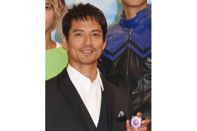 沢村一樹、仮面ライダーに!「ブレイクできるかも」 画像