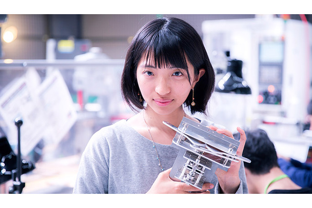 【ネット系女子】「部品に萌える」女子大生ロボットクリエイター近藤那央さん 画像